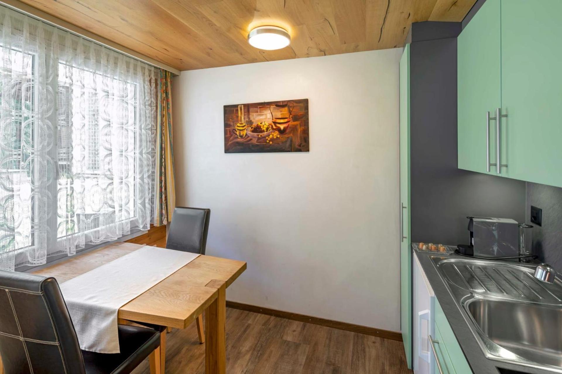 Hotel Matterhornblick Zermatt Bagian luar foto